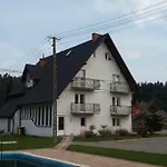 Pod Brzegiem