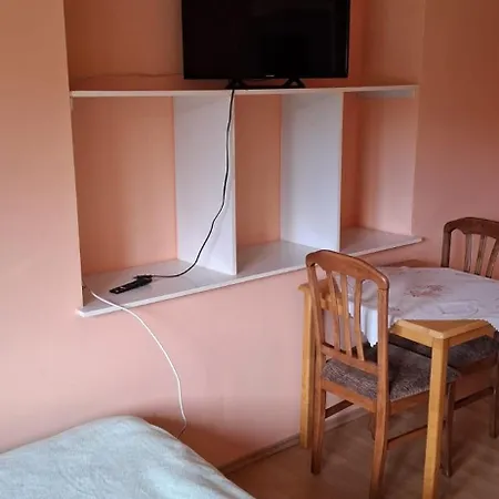 Pod Brzegiem منزل للإقامة زافوية