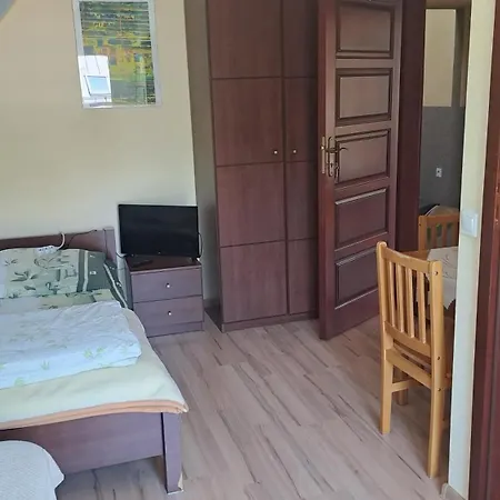 Pod Brzegiem منزل للإقامة زافوية