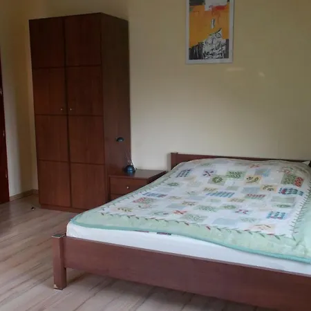 Pod Brzegiem