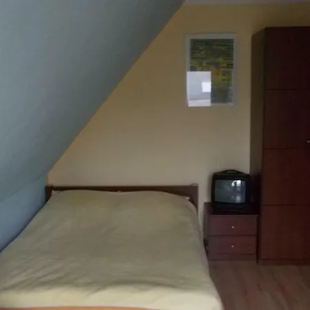 Pod Brzegiem Kwatera prywatna *