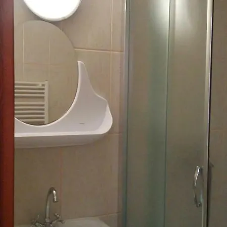 Pod Brzegiem