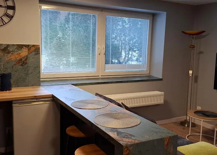 Pod Brzegiem * 扎沃亚